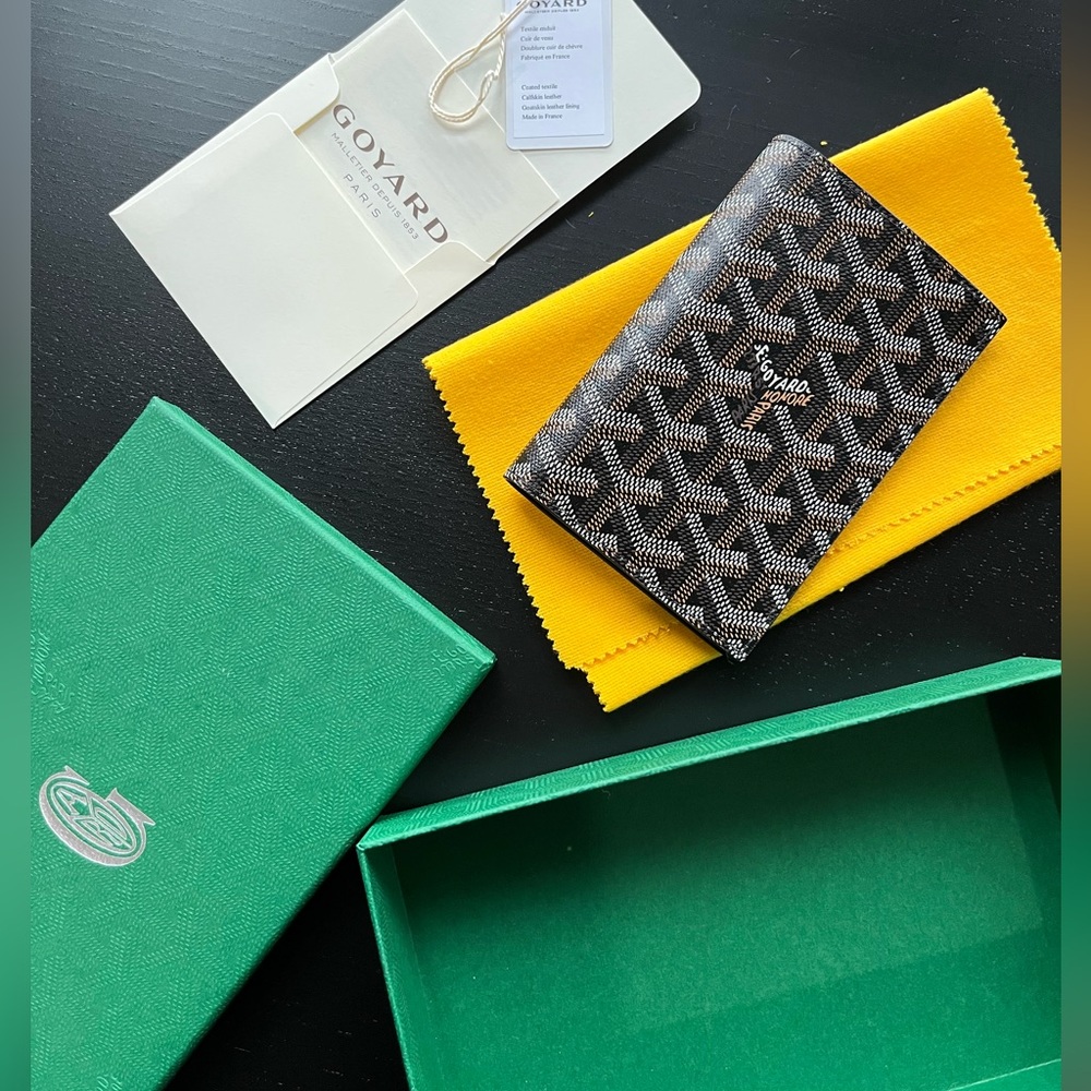 Authentic Goyard Passport Holder